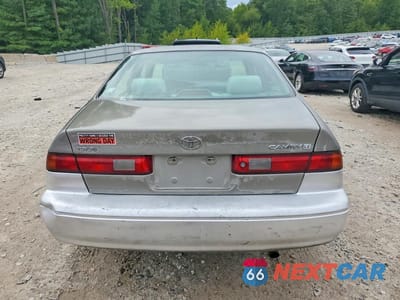 Zdjęcie 6 z 12 samochodu: 1998 TOYOTA CAMRY LE VIN:JT2BG22K4W0133084 - miniatura
