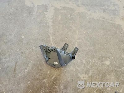 Zdjęcie 13 z 14 samochodu: 2016 TOYOTA RAV4 SE VIN:JTMNFREV7GD086617 - miniatura