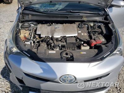 Zdjęcie 11 z 12 samochodu: 2017 TOYOTA PRIUS TWO VIN:JTDKBRFU2H3045064 - miniatura