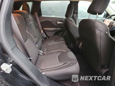 Zdjęcie 11 z 13 samochodu: 2017 JEEP CHEROKEE LATITUDE VIN:1C4PJMCS5HW505881 - miniatura