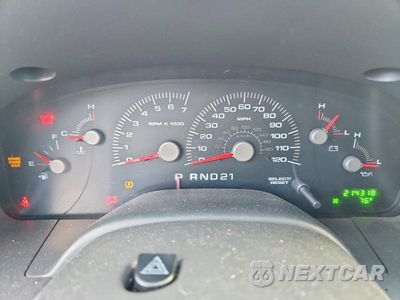 Zdjęcie 9 z 13 samochodu: 2004 FORD EXPEDITION XLT VIN:1FMRU15W04LA23034 - miniatura