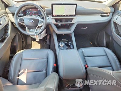 Zdjęcie 8 z 13 samochodu: 2025 FORD EXPLORER ACTIVE VIN:1FMUK7DH0SGC64782 - miniatura