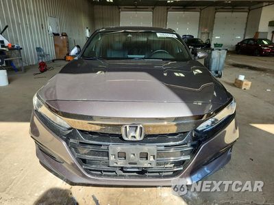 Piąte zdjęcie samochodu w środku: 2018 HONDA ACCORD SPORT VIN:1HGCV1F36JA028663 - miniatura