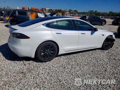 Trzecie zdjęcie samochodu z tyłu: 2018 TESLA MODEL S VIN:5YJSA1E28JF277147 - miniatura