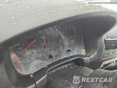 Zdjęcie 9 z 12 samochodu: 2002 VOLKSWAGEN GTI BASE VIN:9BWDE61J224057959 - miniatura
