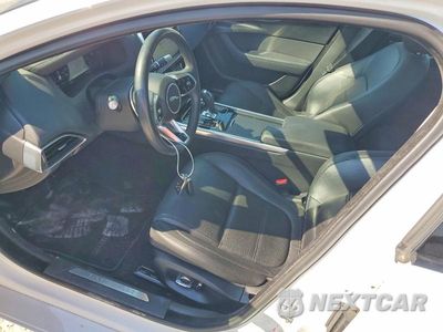 Zdjęcie 7 z 12 samochodu: 2020 JAGUAR XE S VIN:SAJAJ4FX4LCP59039 - miniatura