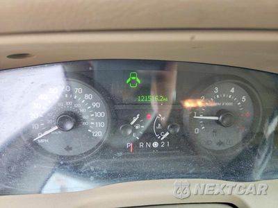 Zdjęcie 9 z 12 samochodu: 2006 MERCURY GRAND MARQUIS LS VIN:2MEFM75V26X631109 - miniatura