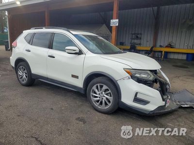 Czwarte zdjęcie samochodu z boku: 2017 NISSAN ROGUE SV VIN:5N1AT2MV9HC766845 - miniatura
