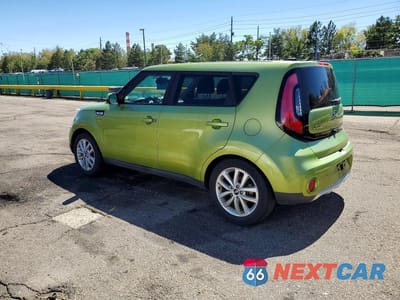 Drugie zdjęcie samochodu z przodu: 2018 KIA SOUL + VIN:KNDJP3A5XJ7902109 - miniatura