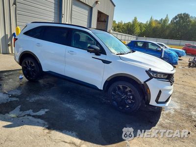 Czwarte zdjęcie samochodu z boku: 2023 KIA SORENTO SX PRESTIGE VIN:5XYRKDLF4PG197221 - miniatura