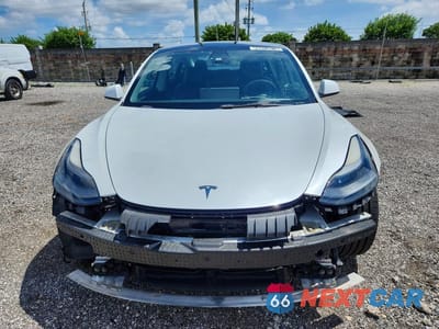 Piąte zdjęcie samochodu w środku: 2022 TESLA MODEL 3 VIN:5YJ3E1EA2NF287324 - miniatura