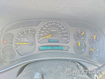 Zdjęcie 9 z 13 samochodu: 2004 CHEVROLET TAHOE C1500 VIN:1GNEC13V44J161856 - miniatura