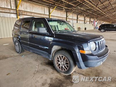 Czwarte zdjęcie samochodu z boku: 2016 JEEP PATRIOT SPORT VIN:1C4NJPBA1GD562171 - miniatura