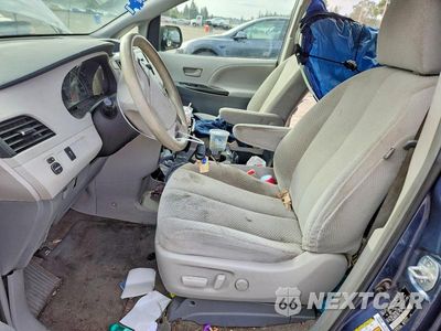 Zdjęcie 7 z 13 samochodu: 2014 TOYOTA SIENNA LE VIN:5TDKK3DC9ES517536 - miniatura