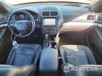 Zdjęcie 8 z 14 samochodu: 2017 FORD EXPLORER XLT VIN:1FM5K7D80HGB61892 - miniatura
