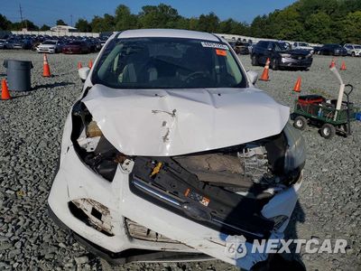 Piąte zdjęcie samochodu w środku: 2016 FORD ESCAPE SE VIN:1FMCU9GX8GUA81465 - miniatura