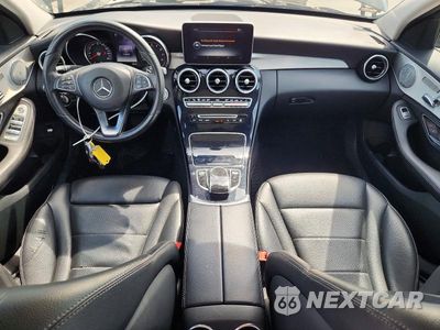 Zdjęcie 8 z 12 samochodu: 2015 MERCEDES-BENZ C 300 4MATIC VIN:55SWF4KB1FU027389 - miniatura