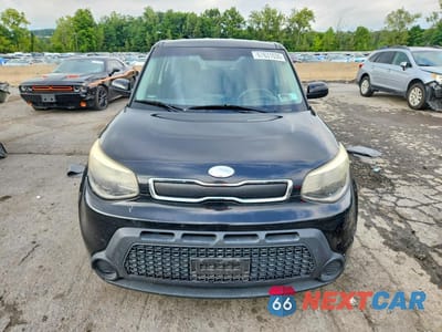 Piąte zdjęcie samochodu w środku: 2015 KIA SOUL BASE VIN:KNDJN2A21F7112808 - miniatura
