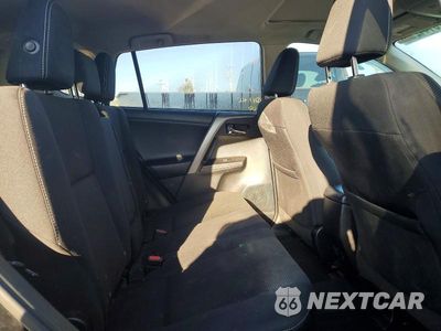 Zdjęcie 11 z 14 samochodu: 2018 TOYOTA RAV4 XLE VIN:2T3RFREV9JW831671 - miniatura