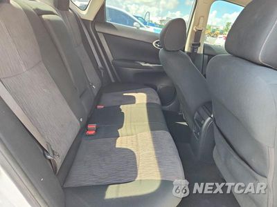 Zdjęcie 10 z 13 samochodu: 2015 NISSAN SENTRA SV VIN:3N1AB7AP8FL633654 - miniatura