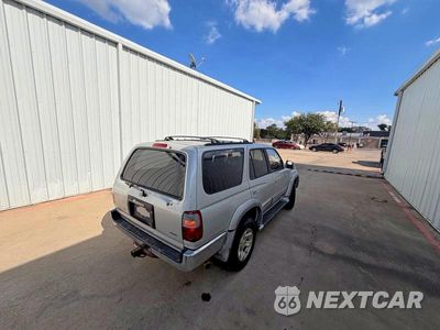 Czwarte zdjęcie samochodu z boku: 1998 TOYOTA 4RUNNER LIMITED VIN:JT3HN87R0W9011824 - miniatura