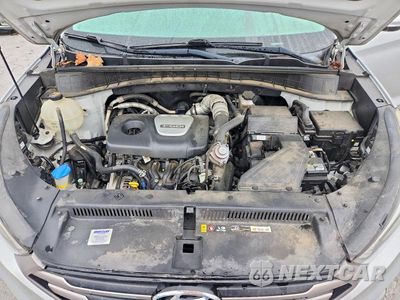 Zdjęcie 12 z 14 samochodu: 2016 HYUNDAI TUCSON ECO VIN:KM8J33A2XGU209662 - miniatura