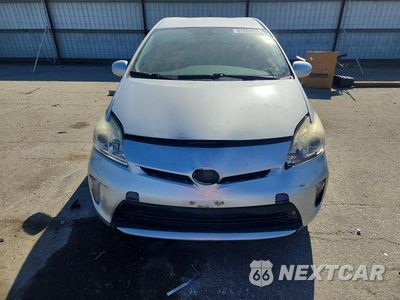 Piąte zdjęcie samochodu w środku: 2015 TOYOTA PRIUS TWO VIN:JTDKN3DU6F0476402 - miniatura