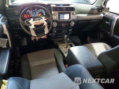 Zdjęcie 8 z 14 samochodu: 2019 TOYOTA 4RUNNER SR5 PREMIUM VIN:JTEBU5JR7K5680150 - miniatura