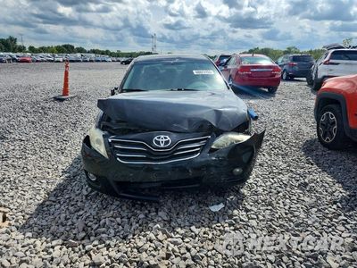 Piąte zdjęcie samochodu w środku: 2011 TOYOTA CAMRY LE VIN:4T1BK3EK9BU118165 - miniatura