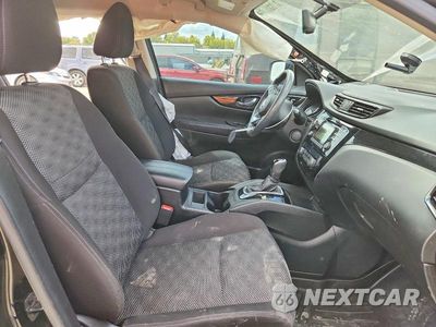 Zdjęcie 7 z 12 samochodu: 2017 NISSAN ROGUE SPORT SV VIN:JN1BJ1CP9HW021509 - miniatura