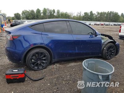 Trzecie zdjęcie samochodu z tyłu: 2022 TESLA MODEL Y VIN:7SAYGDEE0NF386019 - miniatura