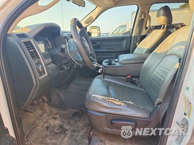 Zdjęcie 7 z 12 samochodu: 2015 RAM 3500 VIN:3C7WRTCL2FG690882 - miniatura