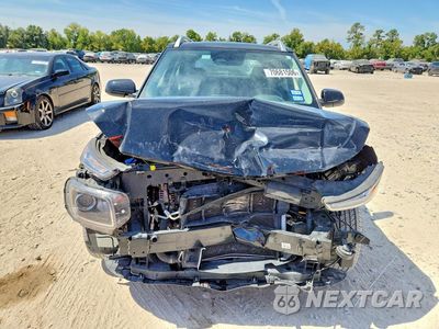 Piąte zdjęcie samochodu w środku: 2024 HYUNDAI VENUE SEL VIN:KMHRC8A31RU307183 - miniatura