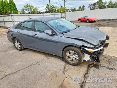 Czwarte zdjęcie samochodu z boku: 2026 HYUNDAI ELANTRA SE VIN:KMHLL4DG3TU198861 - miniatura