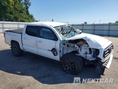 Czwarte zdjęcie samochodu z boku: 2023 TOYOTA TACOMA SR5 V6 VIN:3TMCZ5AN2PM637859 - miniatura