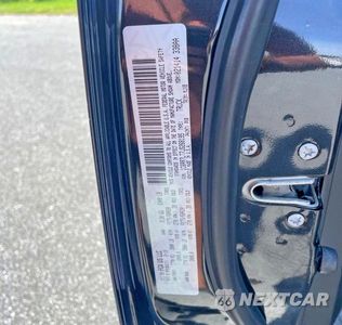 Zdjęcie 12 z 12 samochodu: 2018 RAM 1500 SLT VIN:1C6RR7LT7JS268195 - miniatura