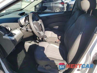 Zdjęcie 7 z 12 samochodu: 2015 CHEVROLET SPARK 1LT VIN:KL8CD6S98FC746079 - miniatura