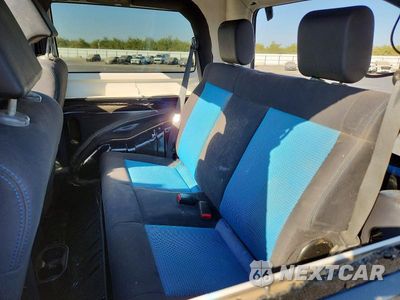 Zdjęcie 10 z 13 samochodu: 2010 JEEP WRANGLER SPORT VIN:1J4AA2D12AL178003 - miniatura