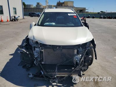 Piąte zdjęcie samochodu w środku: 2019 NISSAN ROGUE SV VIN:JN8AT2MTXKW259661 - miniatura