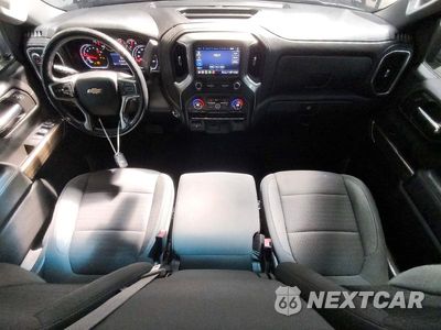 Zdjęcie 8 z 12 samochodu: 2021 CHEVROLET SILVERADO K1500 LT VIN:3GCUYDED5MG112808 - miniatura