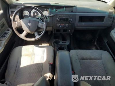 Zdjęcie 8 z 13 samochodu: 2011 DODGE DAKOTA SLT VIN:1D7RE3GK5BS712535 - miniatura