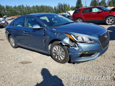 Czwarte zdjęcie samochodu z boku: 2016 HYUNDAI SONATA HYBRID SE VIN:KMHE24L11GA033214 - miniatura