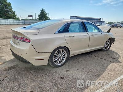 Trzecie zdjęcie samochodu z tyłu: 2016 LINCOLN MKZ VIN:3LN6L2G93GR629680 - miniatura