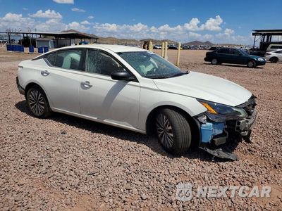 Czwarte zdjęcie samochodu z boku: 2025 NISSAN ALTIMA SV VIN:1N4BL4DVXSN340670 - miniatura