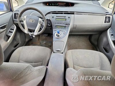 Zdjęcie 8 z 12 samochodu: 2010 TOYOTA PRIUS II VIN:JTDKN3DU3A1094962 - miniatura