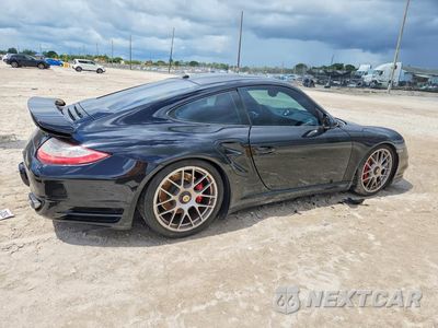 Trzecie zdjęcie samochodu z tyłu: 2012 PORSCHE 911 TURBO VIN:WP0AD2A90CS766305 - miniatura