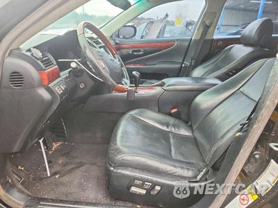 Zdjęcie 7 z 12 samochodu: 2007 LEXUS LS 460L VIN:JTHGL46F175009150 - miniatura