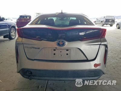 Zdjęcie 6 z 13 samochodu: 2017 TOYOTA PRIUS PRIME PLUS VIN:JTDKARFP8H3008596 - miniatura