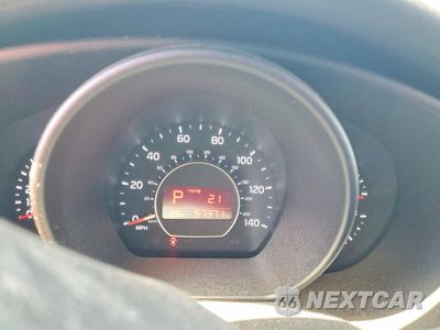 Zdjęcie 9 z 13 samochodu: 2018 KIA SOUL + VIN:KNDJP3A5XJ7600674 - miniatura