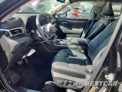 Zdjęcie 7 z 13 samochodu: 2026 TOYOTA HIGHLANDER HYBRID PLATINUM VIN:5TDEBRCH0TS708840 - miniatura